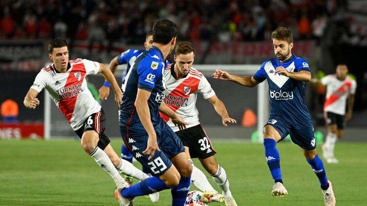 Soi kèo giải VĐQG Argentina: Velez vs River Plate, 06h30, 18/07/2022
